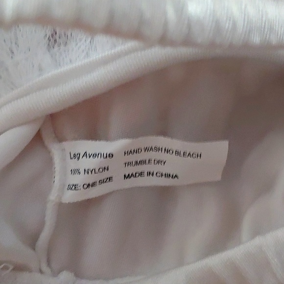 White Petticoat for Costumes - Picture 2 of 2